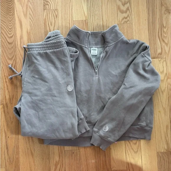 PINK Victoria's Secret Gray Sweatshirt & Joggers Set - Picture 6 of 8